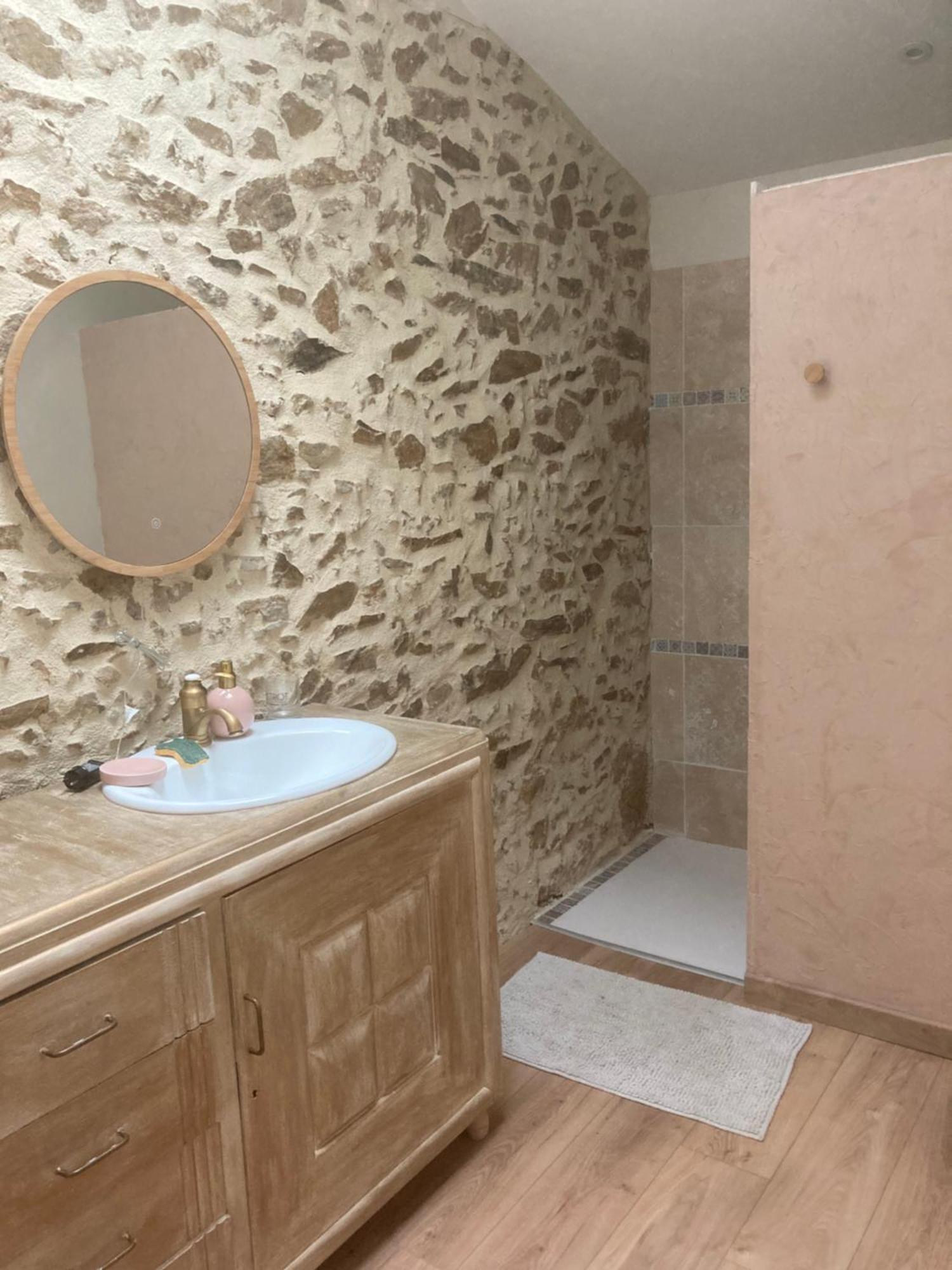 Premier Etage D Une Jolie Maison A La Campagne Montravers Экстерьер фото